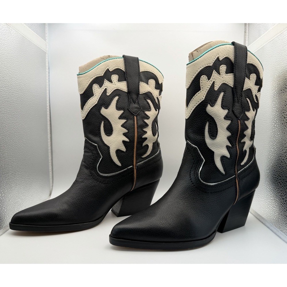 NWOB Dolce Vita Landen Black Leather Boots Sz 6.5 Cowboy Western Boots Pull On - Picture 2 of 6